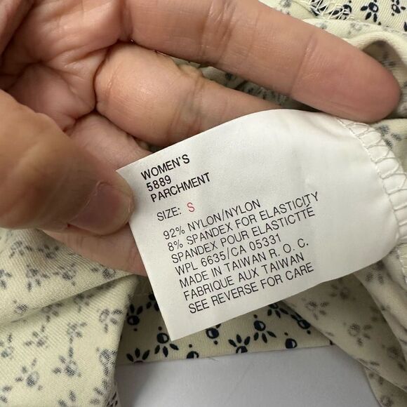 WOOLRICH Womens Parchment‎ Turtle Neck Nylon Blend Stretchy Sweater size S New - Picture 8 of 10